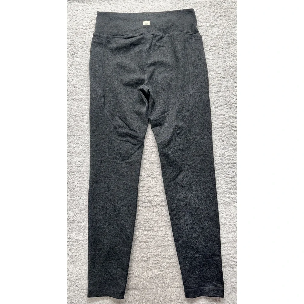 Vuori Leggings Womens Small Gray Heathered Soft Clean Elevation High Rise Crop - Picture 2 of 10